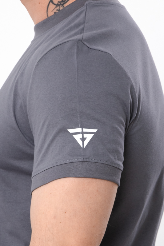 Футболка чоловіча